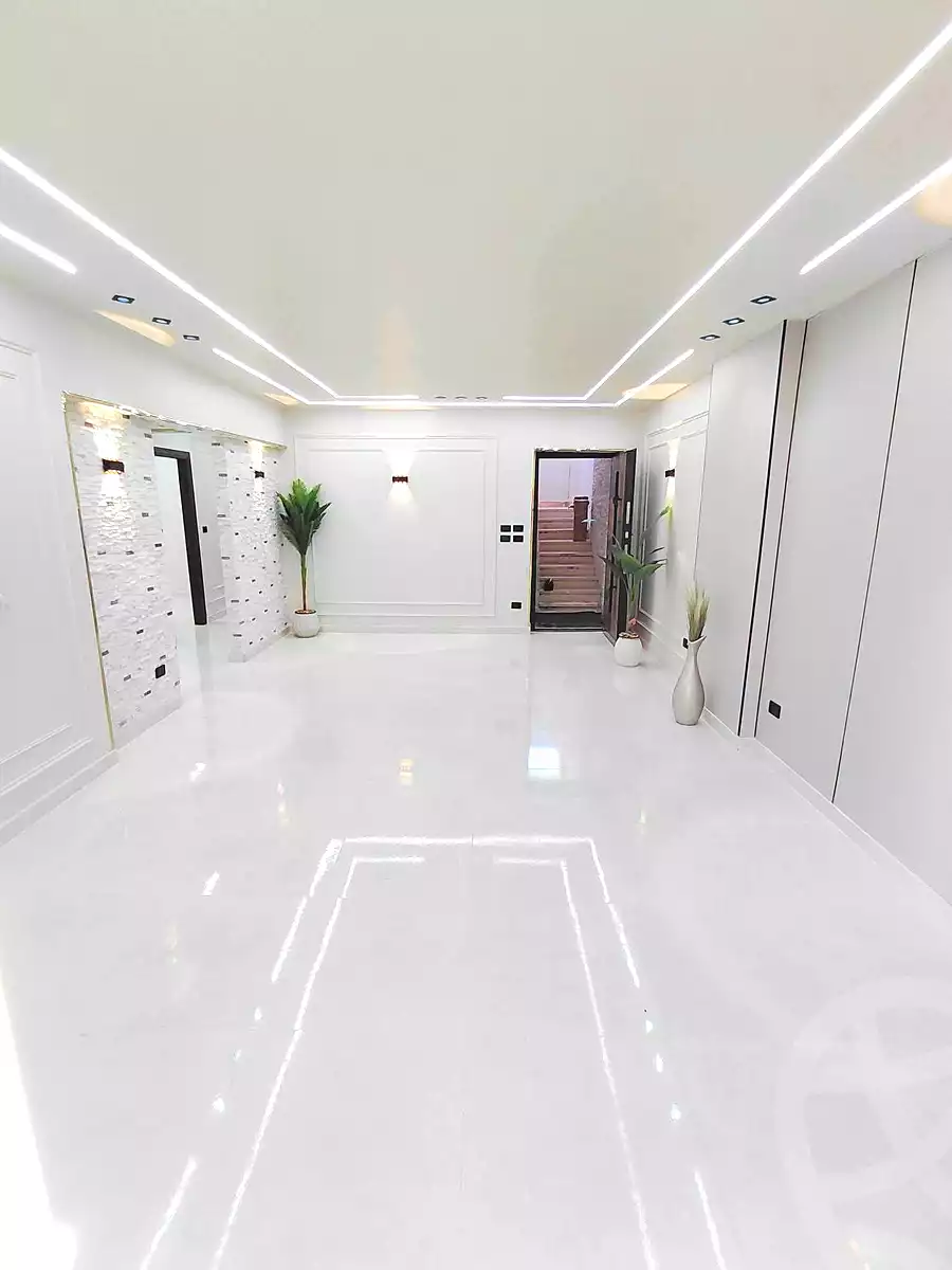 https://aqarmap.com.eg/ar/listing/7262300-for-sale-alexandria-sydy-bshr-sydy-bshr-bhry-shr-mhmwd-l-yswy