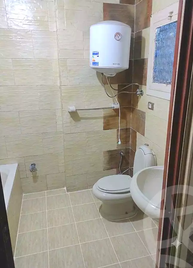 https://aqarmap.com.eg/ar/listing/7262310-for-sale-alexandria-moharram-bey-othman-galal-st