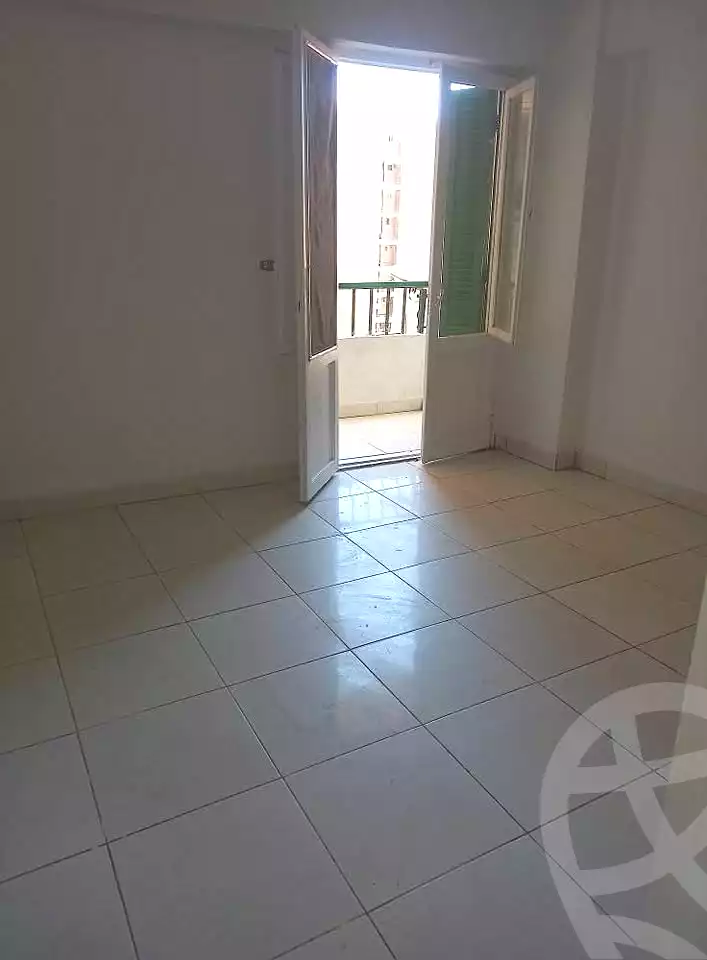 https://aqarmap.com.eg/ar/listing/7262417-for-sale-alexandria-el-mandara-nabawy-al-mohandes-st