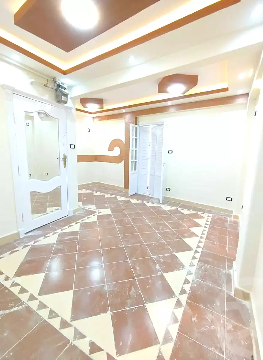 https://aqarmap.com.eg/ar/listing/7262435-for-sale-alexandria-lsywf-el-seyouf-qebly-el-salam-st