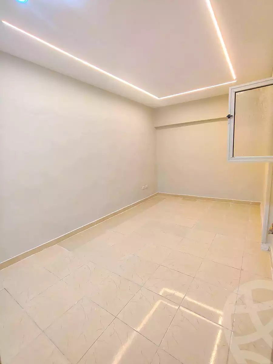 https://aqarmap.com.eg/ar/listing/7262506-for-sale-alexandria-miami-street-57