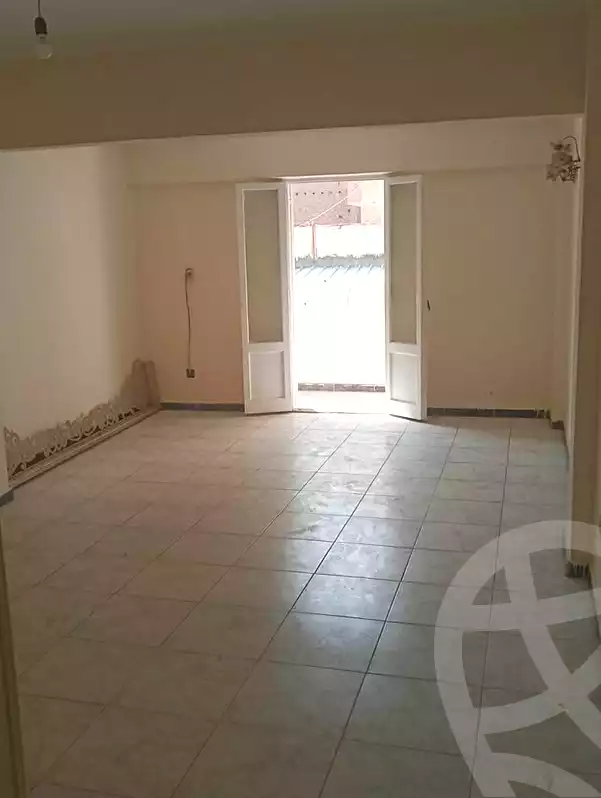 https://aqarmap.com.eg/ar/listing/7262550-for-sale-alexandria-shds