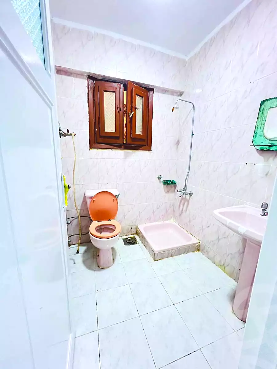 https://aqarmap.com.eg/ar/listing/7262588-for-sale-alexandria-al-agamy-shataa-el-nakheel