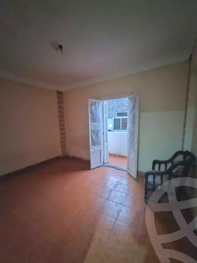 https://aqarmap.com.eg/ar/listing/7262622-for-rent-alexandria-al-agamy-el-hanouvel