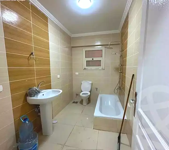 https://aqarmap.com.eg/ar/listing/7263299-for-sale-alexandria-lsywf-city-light-compound