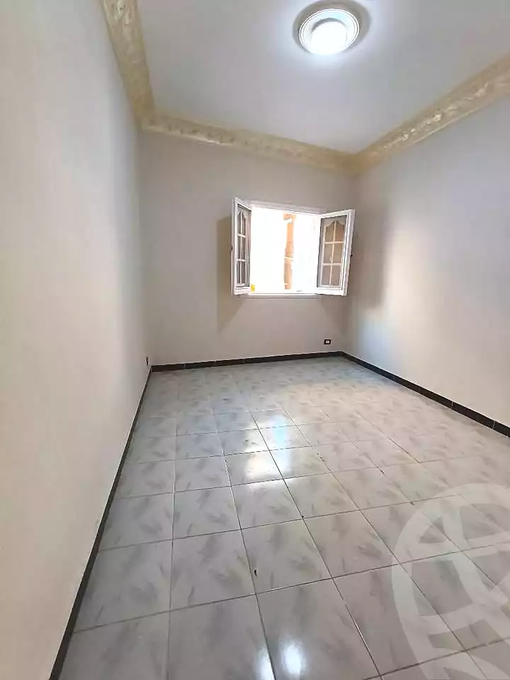 https://aqarmap.com.eg/ar/listing/7263303-for-sale-alexandria-miami-shr-jml-bd-lnsr
