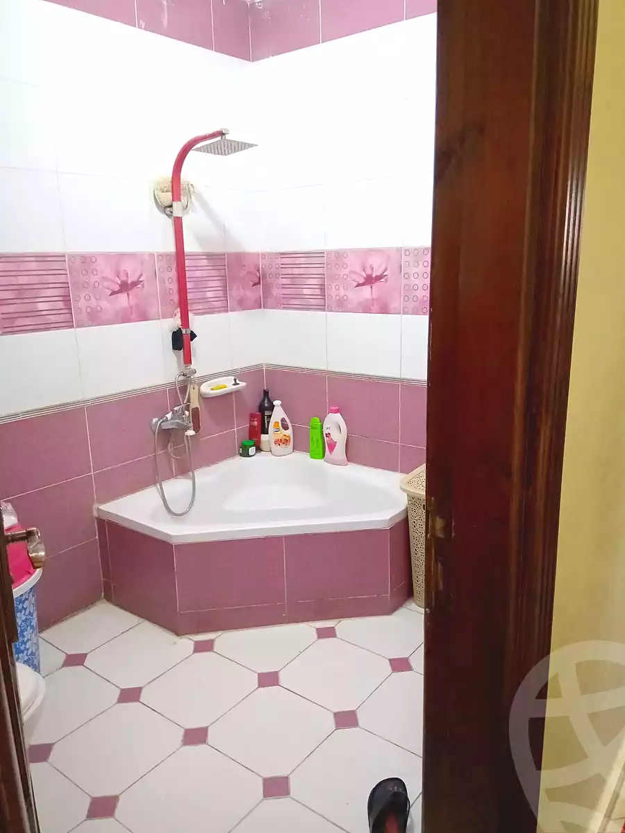 https://aqarmap.com.eg/en/listing/7263392-for-sale-cairo-el-haram-shareaa-khatem-el-morsalen
