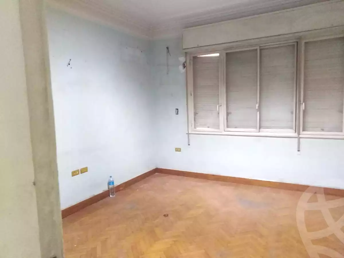 https://aqarmap.com.eg/en/listing/7263733-for-rent-cairo-downtown-bab-el-loaa-el-tahrir-st