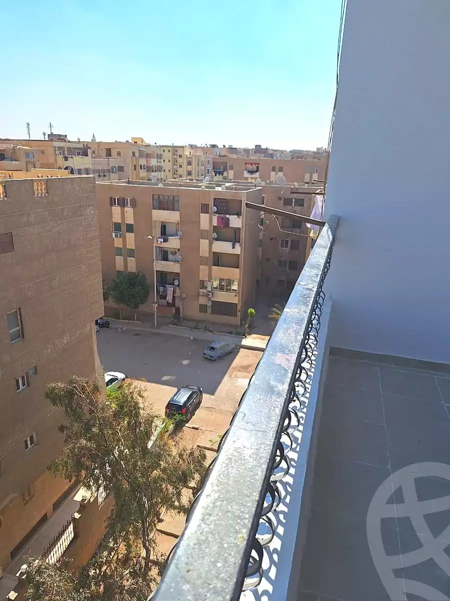 https://aqarmap.com.eg/en/listing/7263852-for-sale-cairo-new-cairo-first-settlement-neighbourhood-7-el-shaheed-abdul-aziz-atef-st
