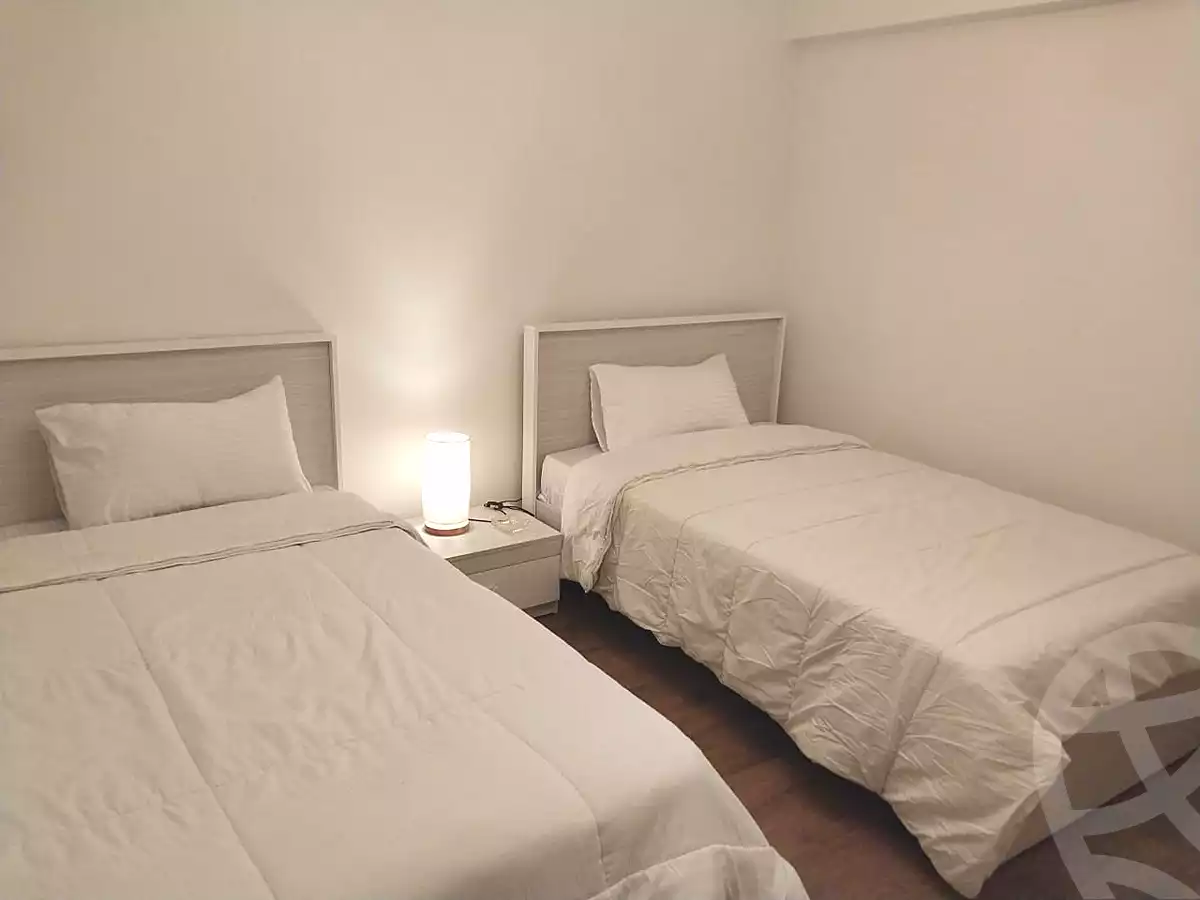 https://aqarmap.com.eg/ar/listing/7263881-for-rent-cairo-new-cairo-lrhb-city-phase-1-ahmed-rami-st