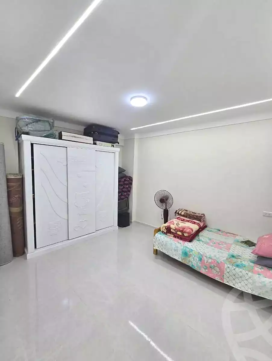 https://aqarmap.com.eg/en/listing/7263886-for-sale-alexandria-el-mandara-alex-el-mandara-bahri