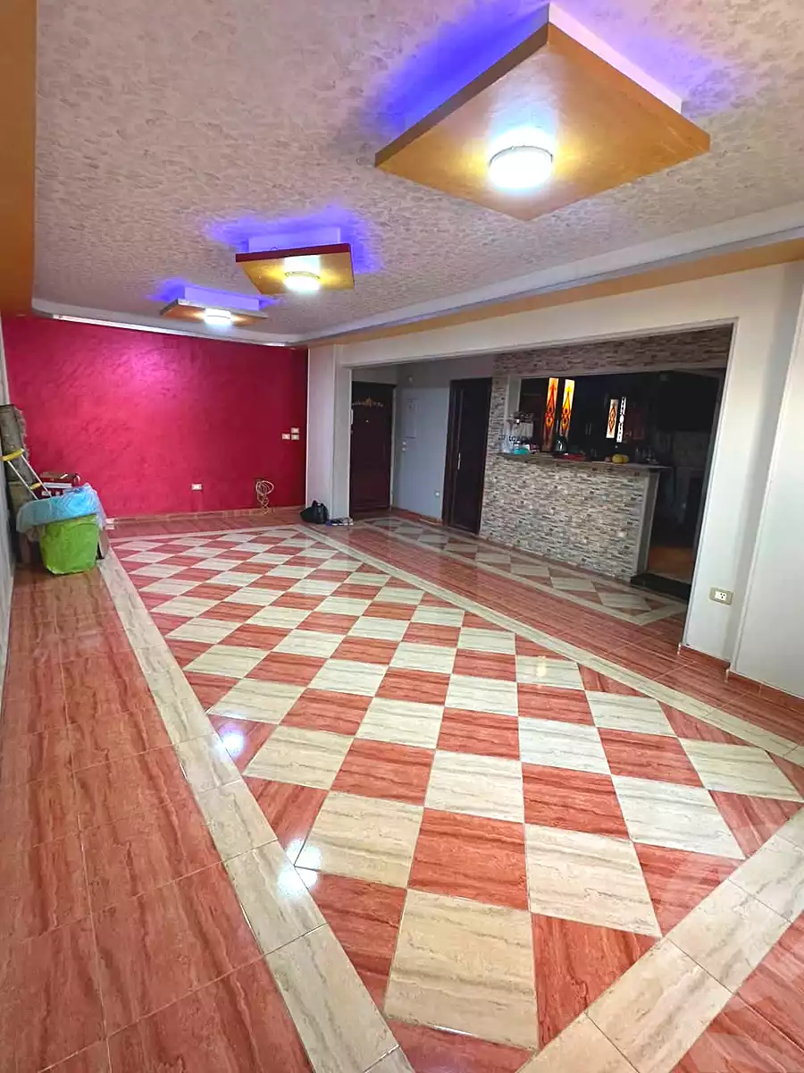https://aqarmap.com.eg/en/listing/7264493-for-sale-cairo-el-haram-shareaa-khatem-el-morsalen