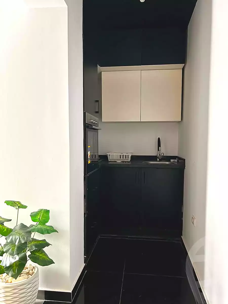 https://aqarmap.com.eg/en/listing/7264547-for-rent-cairo-new-cairo-compounds-vx-n90-mall-mercon