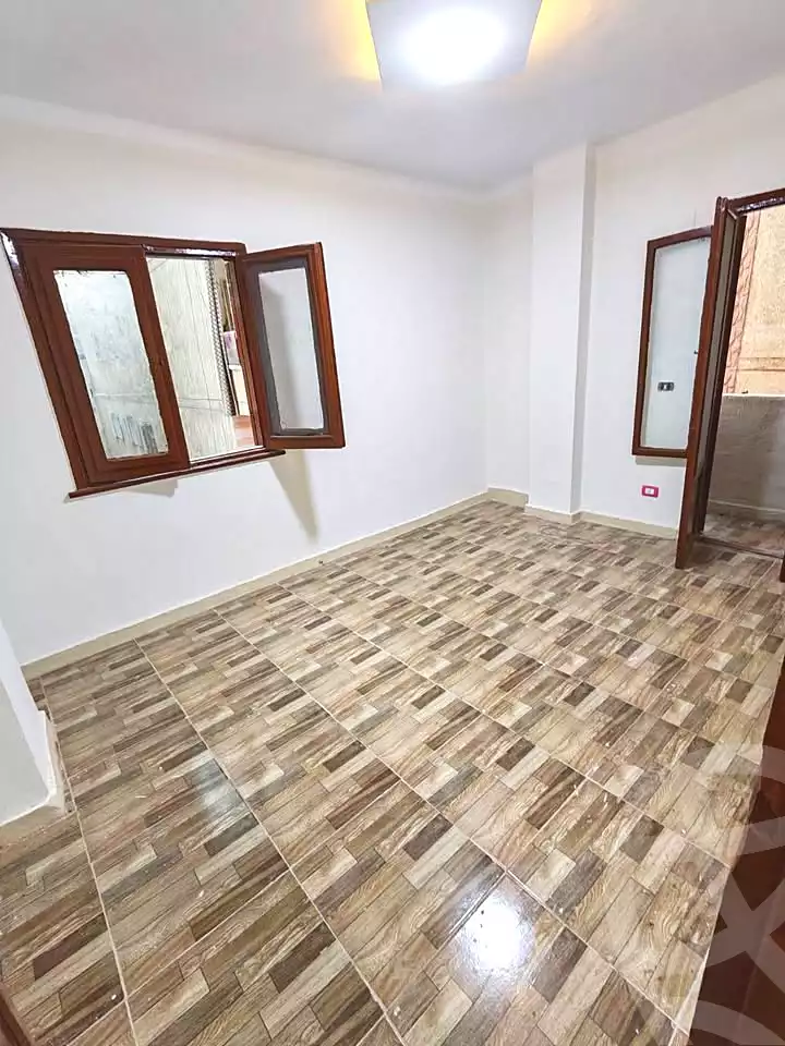 https://aqarmap.com.eg/ar/listing/7264576-for-sale-alexandria-al-agamy-el-hanouvel