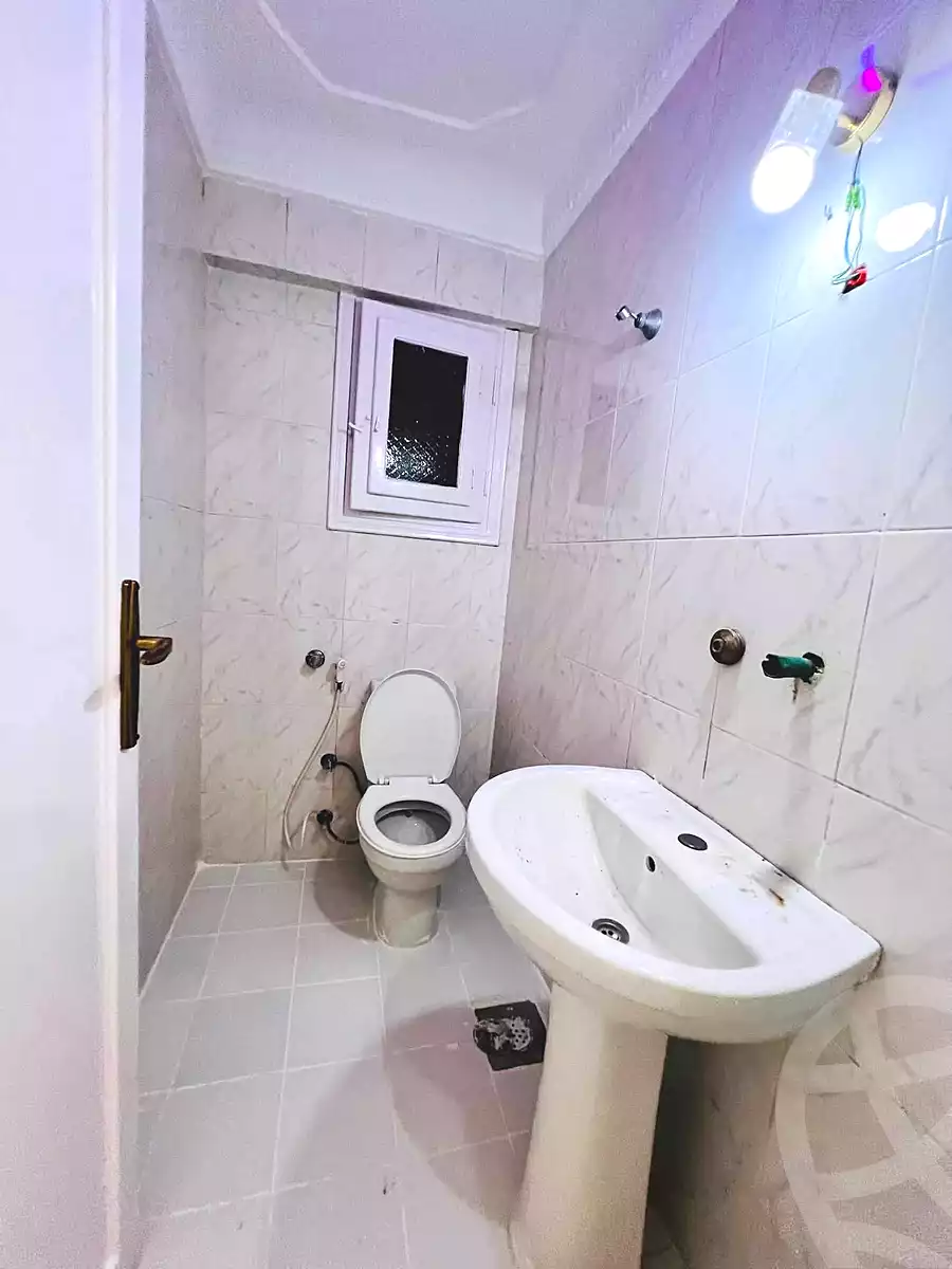 https://aqarmap.com.eg/ar/listing/7264712-for-sale-alexandria-al-agamy-shataa-el-nakheel