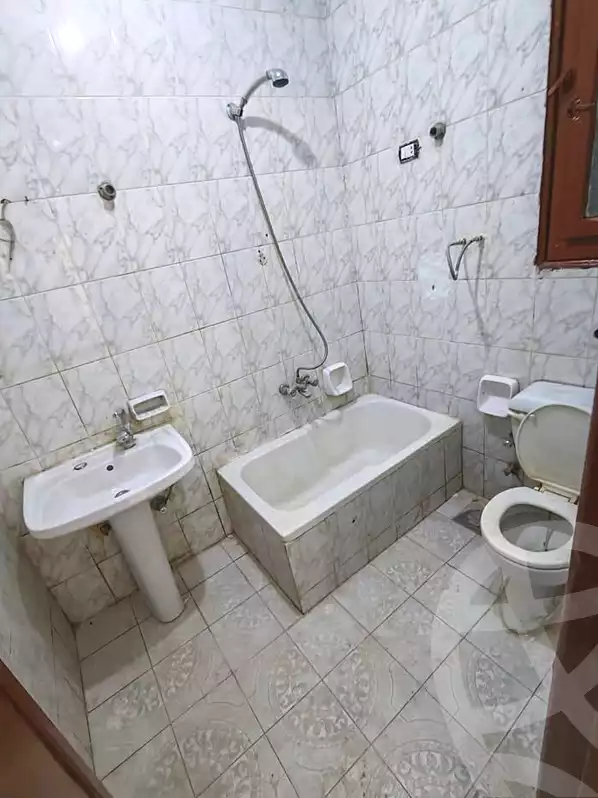 https://aqarmap.com.eg/en/listing/7264795-for-sale-alexandria-al-agamy-el-hanouvel