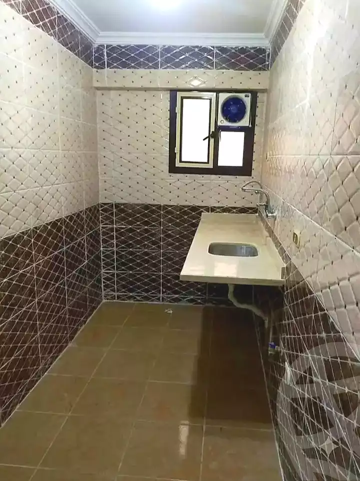 https://aqarmap.com.eg/ar/listing/7264810-for-rent-alexandria-lsywf