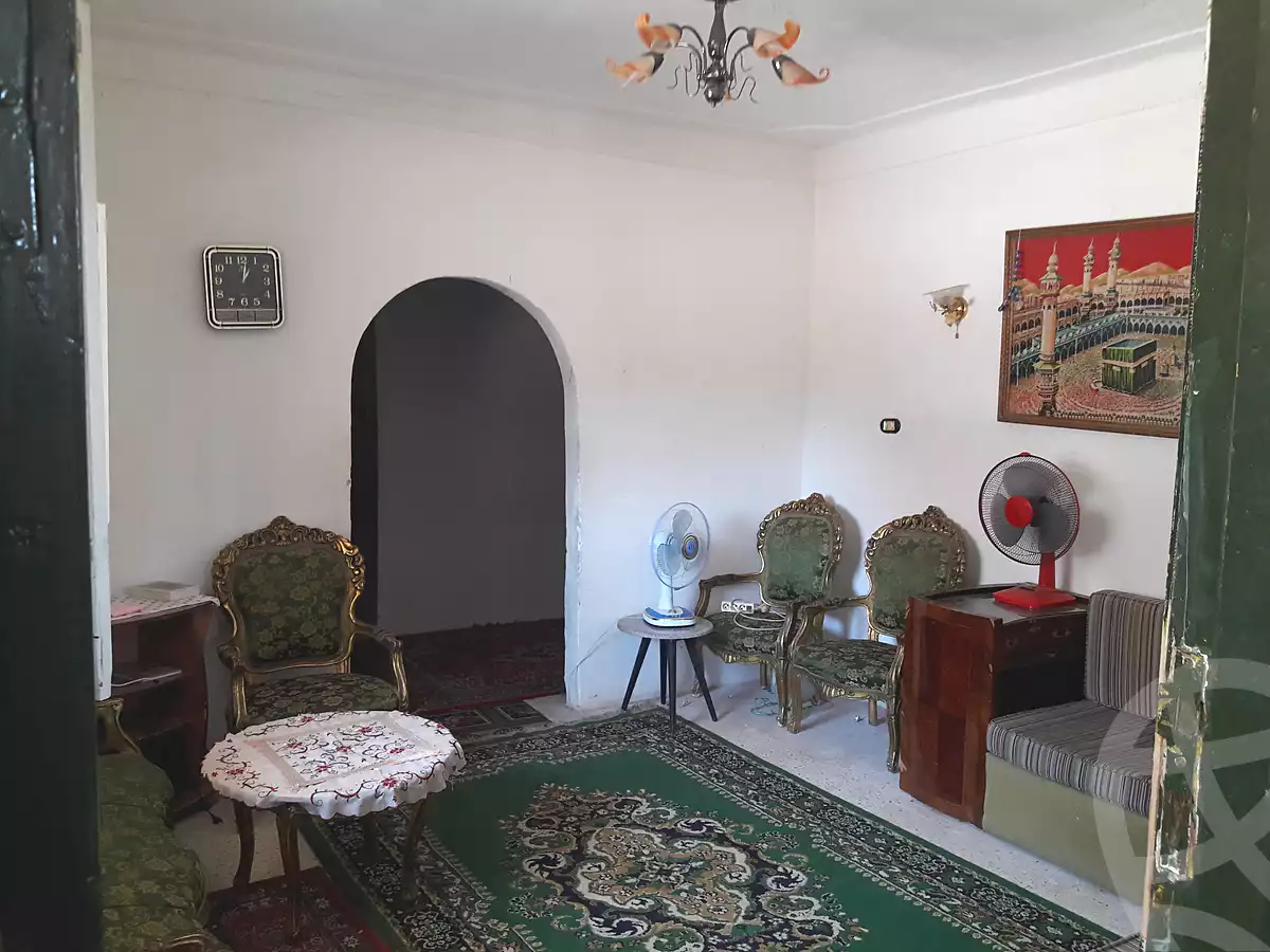 https://aqarmap.com.eg/en/listing/7263695-for-rent-alexandria-al-agamy-bw-ywsf-redbekas-st