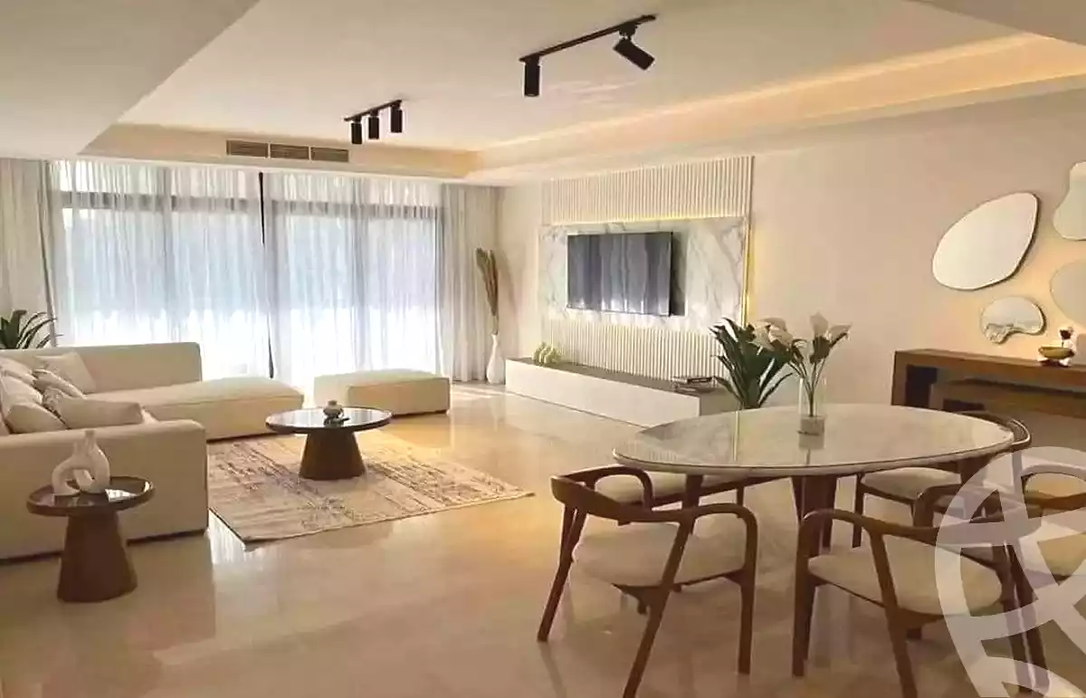 https://aqarmap.com.eg/ar/listing/7265230-for-sale-cairo-new-cairo-compounds-hyde-park-parkway-hyde-park-compound