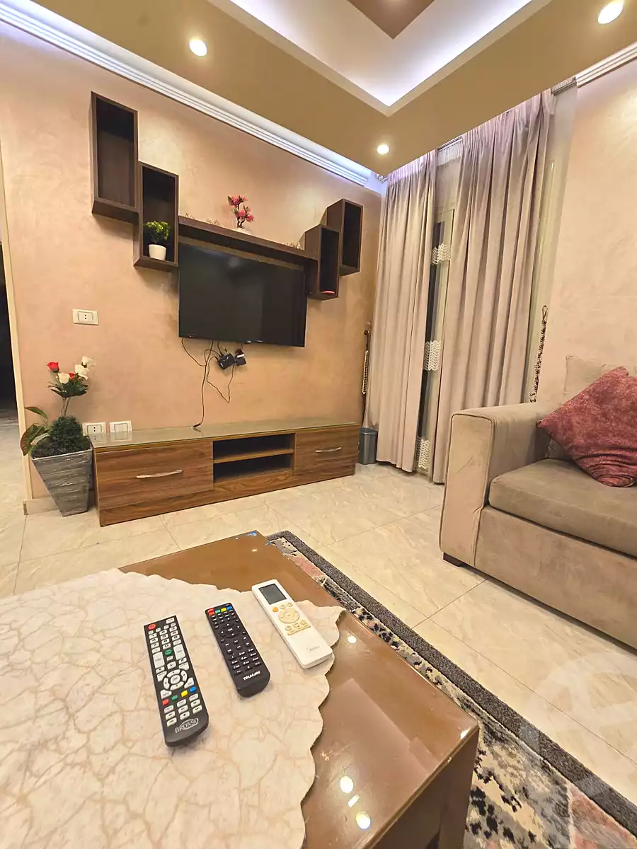 https://aqarmap.com.eg/ar/listing/7265272-for-rent-cairo-el-mohandesen-shr-lbnn