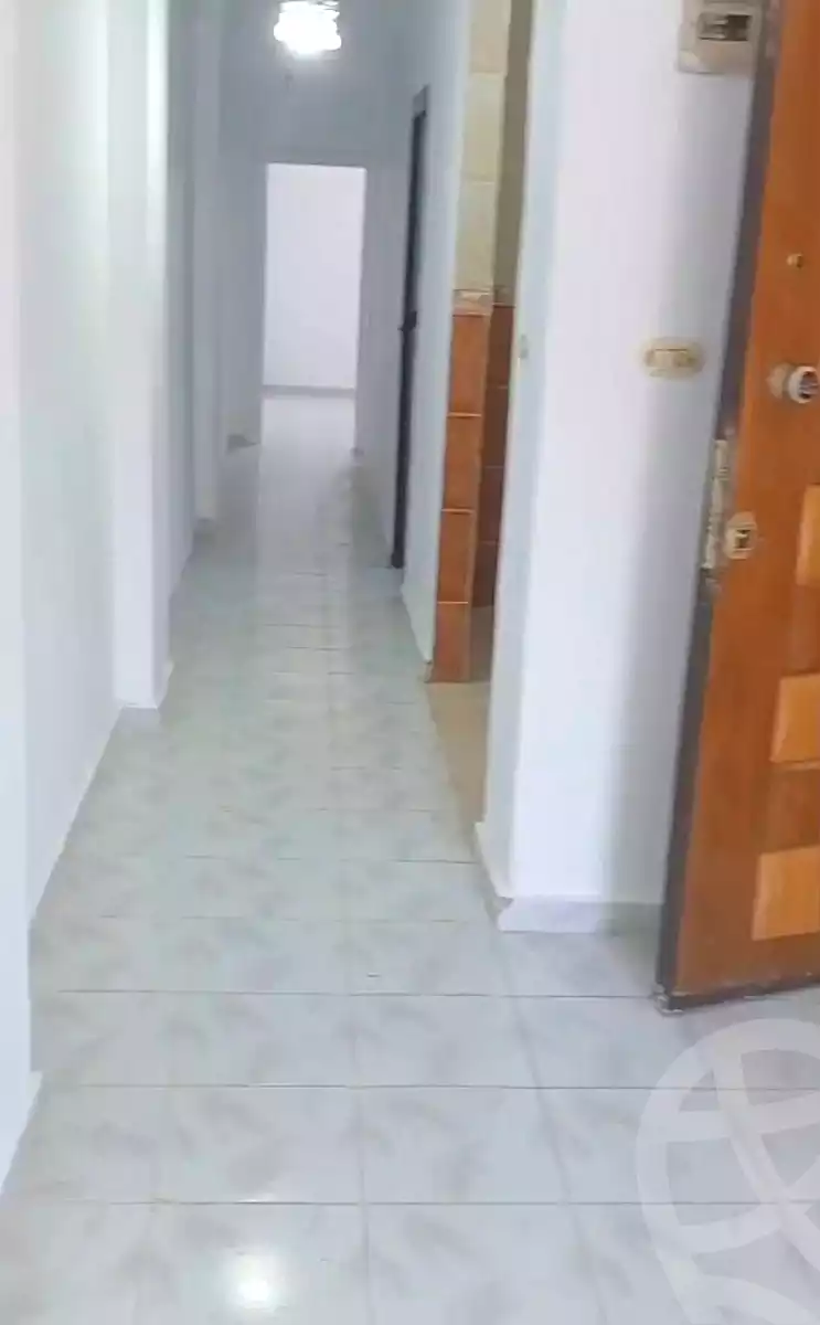 https://aqarmap.com.eg/ar/listing/7265310-for-sale-alexandria-sydy-bshr-sydy-bshr-bhry-khalil-hamada-st