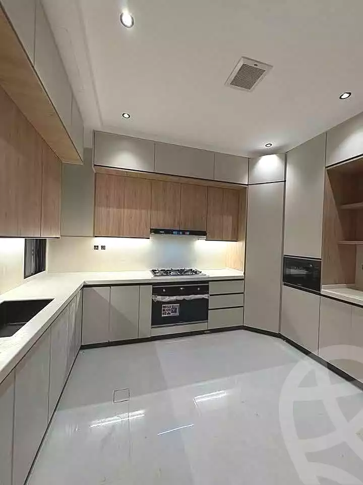 https://aqarmap.com.eg/en/listing/7263975-for-sale-cairo-new-cairo-compounds-swan-lake-the-phoenix-hassan-allam