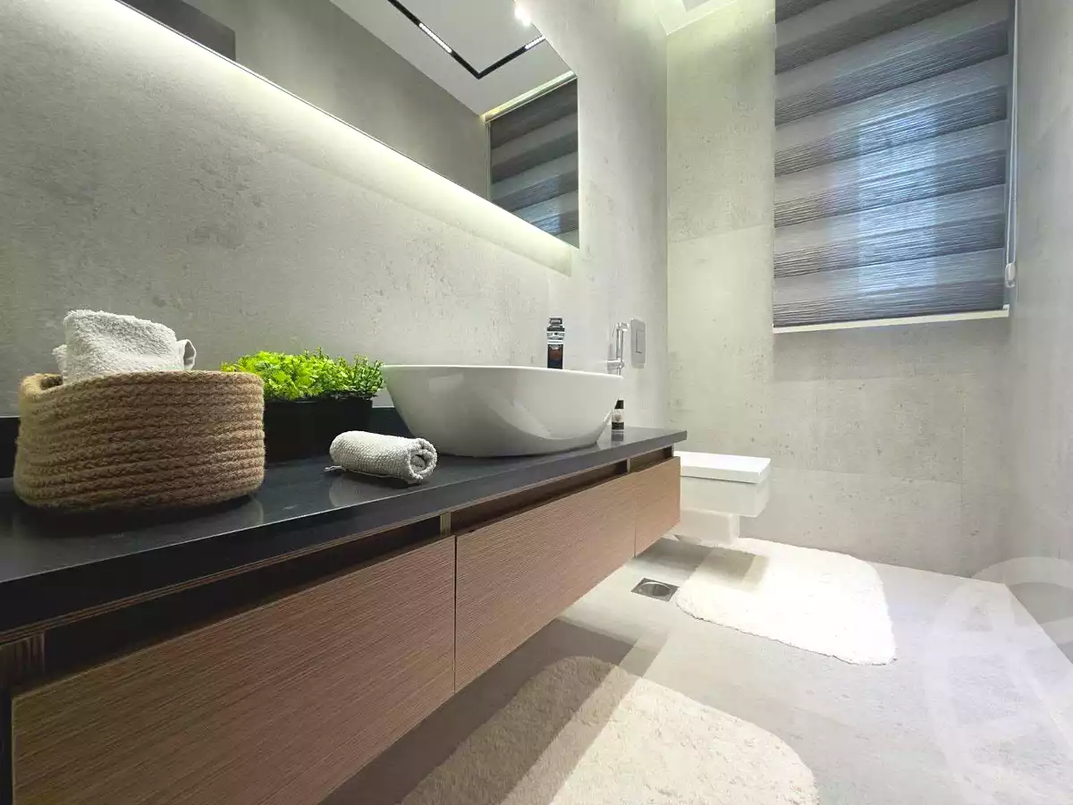 https://aqarmap.com.eg/en/listing/7263975-for-sale-cairo-new-cairo-compounds-swan-lake-the-phoenix-hassan-allam