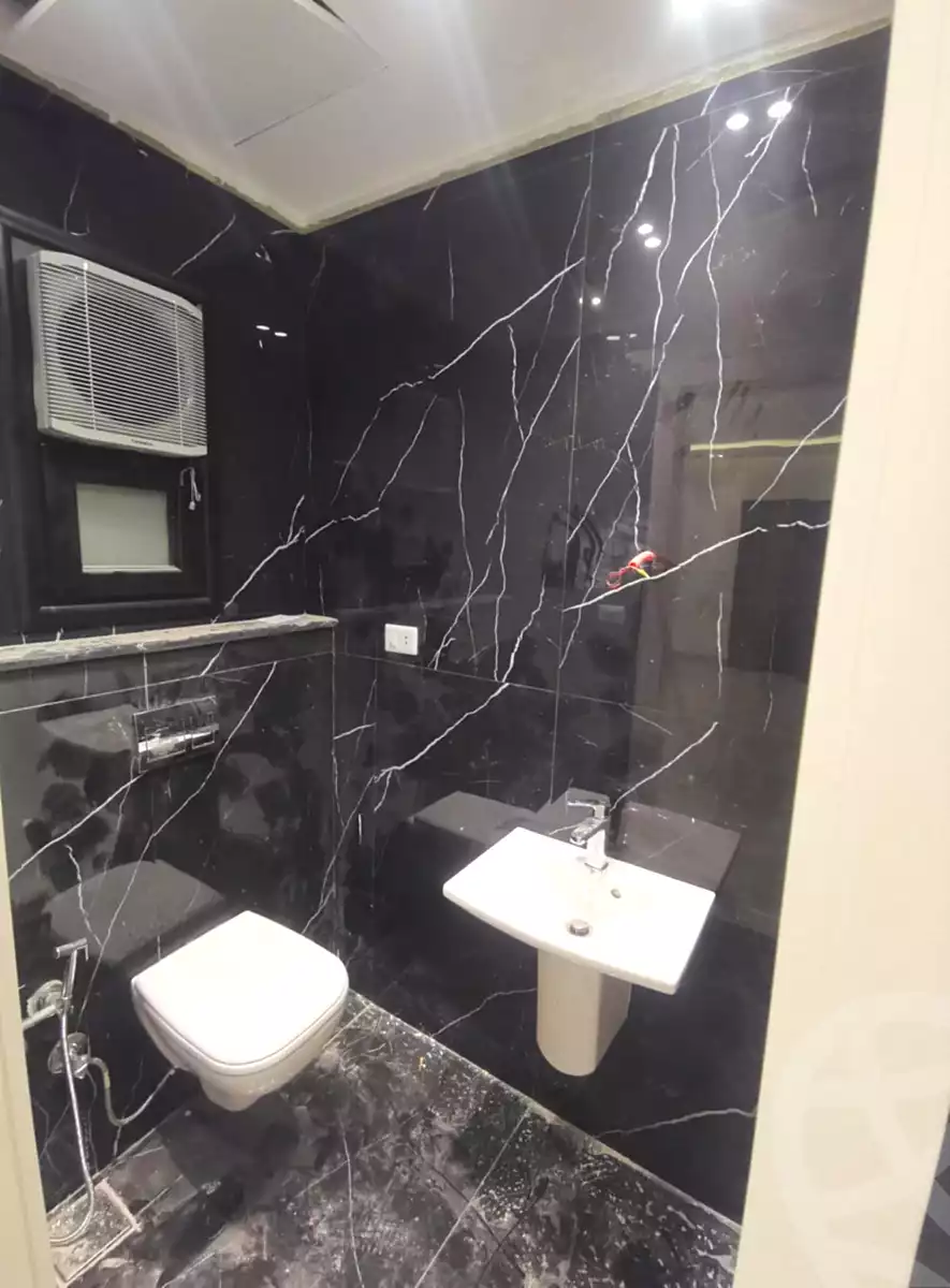 https://aqarmap.com.eg/ar/listing/7265369-for-rent-cairo-el-sheikh-zayed-city-el-hay-elsabeaa-lhy-lsb