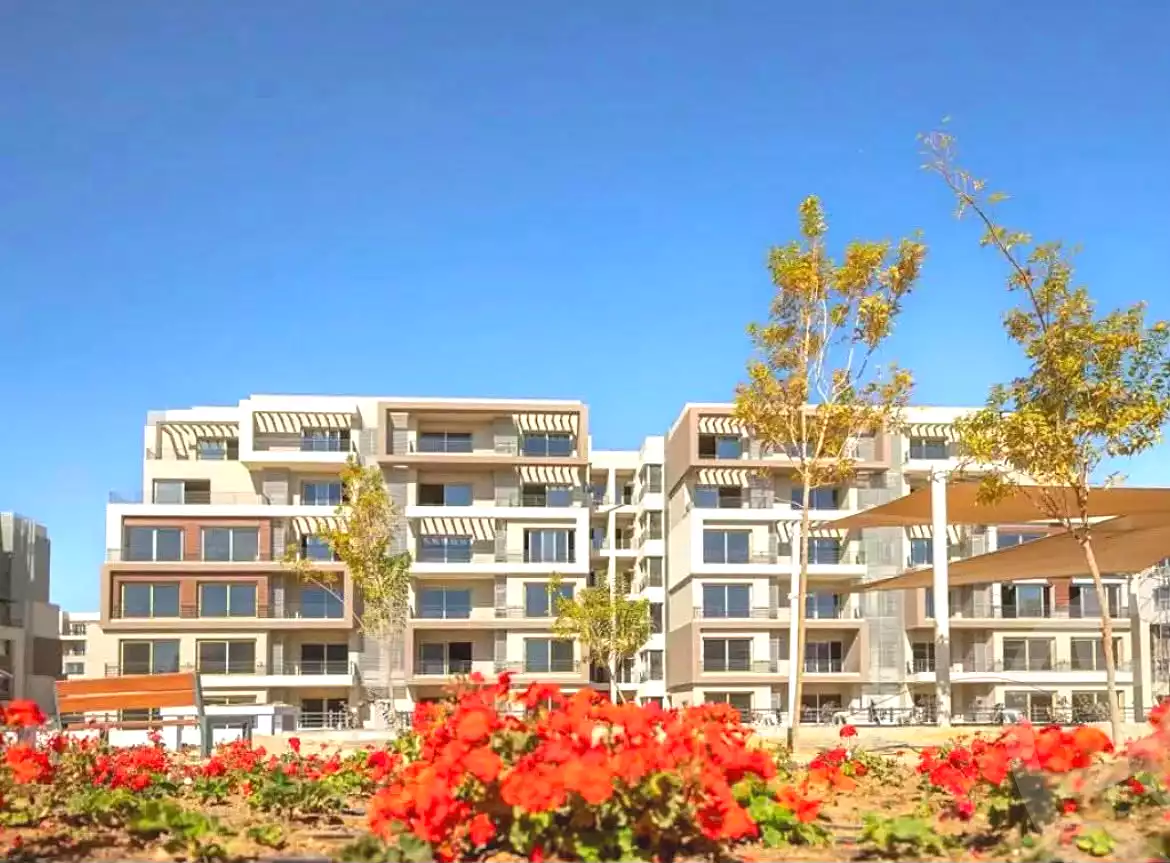 https://aqarmap.com.eg/en/listing/7265489-for-sale-cairo-new-cairo-compounds-blm-hylz-nyw-kyrw