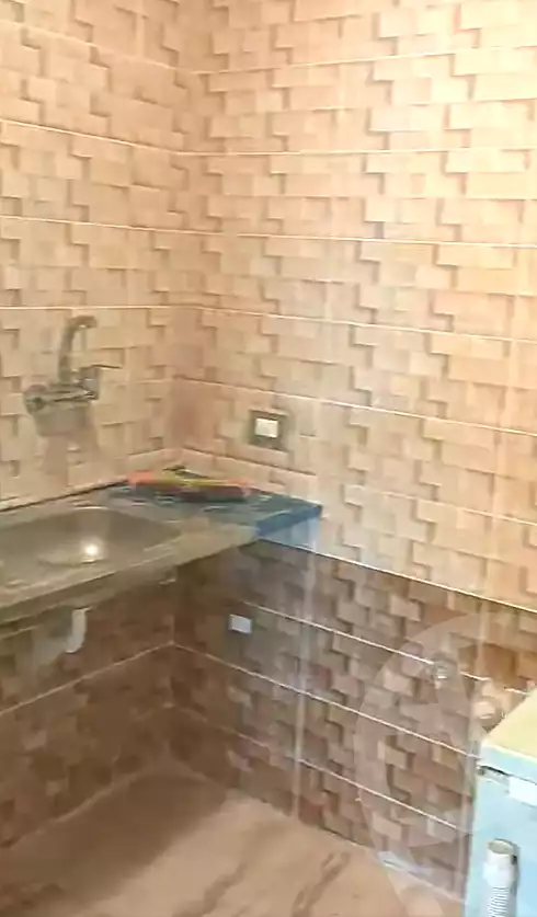 https://aqarmap.com.eg/en/listing/7262131-for-sale-alexandria-al-agamy-lbytsh-bianchiii-street-11