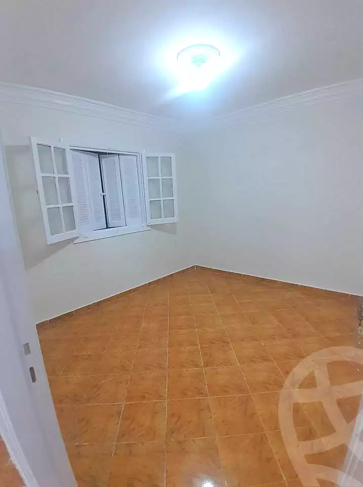 https://aqarmap.com.eg/ar/listing/7265614-for-sale-alexandria-el-asafra-l-sfr-bhry