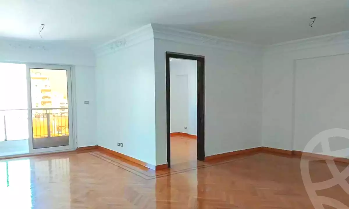 https://aqarmap.com.eg/en/listing/7265636-for-rent-alexandria-camp-cesar-port-said-street