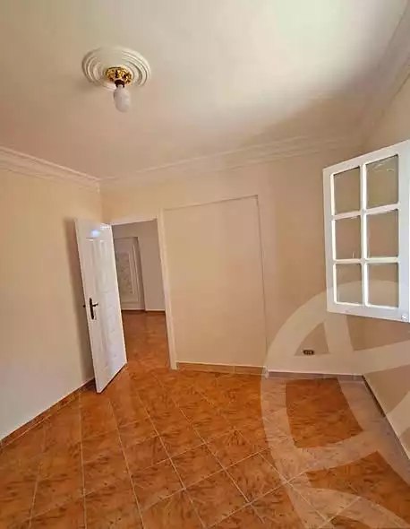 https://aqarmap.com.eg/ar/listing/7265693-for-sale-alexandria-el-asafra-l-sfr-bhry