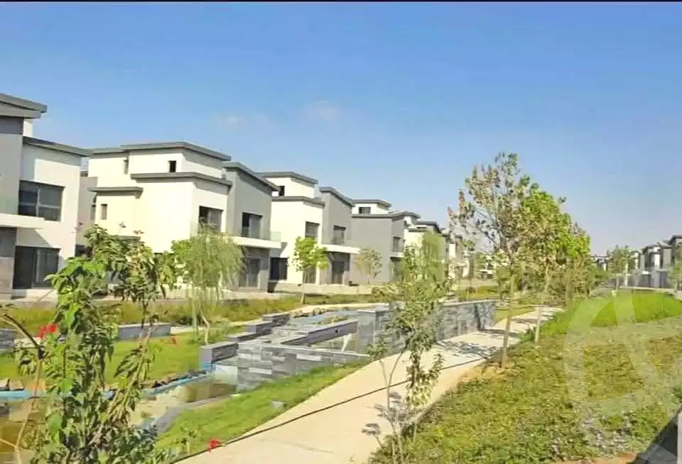 https://aqarmap.com.eg/en/listing/7265696-for-sale-cairo-new-cairo-lrhb-city-mtdd-lrhb-phase-7