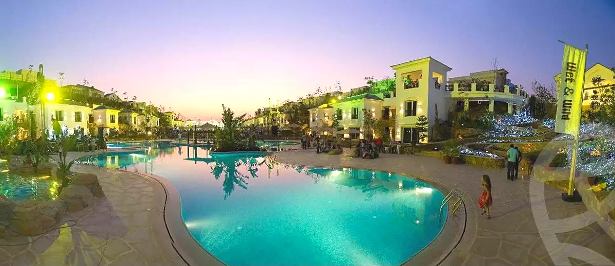 https://aqarmap.com.eg/ar/listing/7265728-for-sale-cairo-new-cairo-compounds-mountain-view1-1-compound