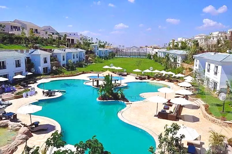 https://aqarmap.com.eg/en/listing/7265757-for-sale-cairo-new-cairo-compounds-mountain-view1-1-compound