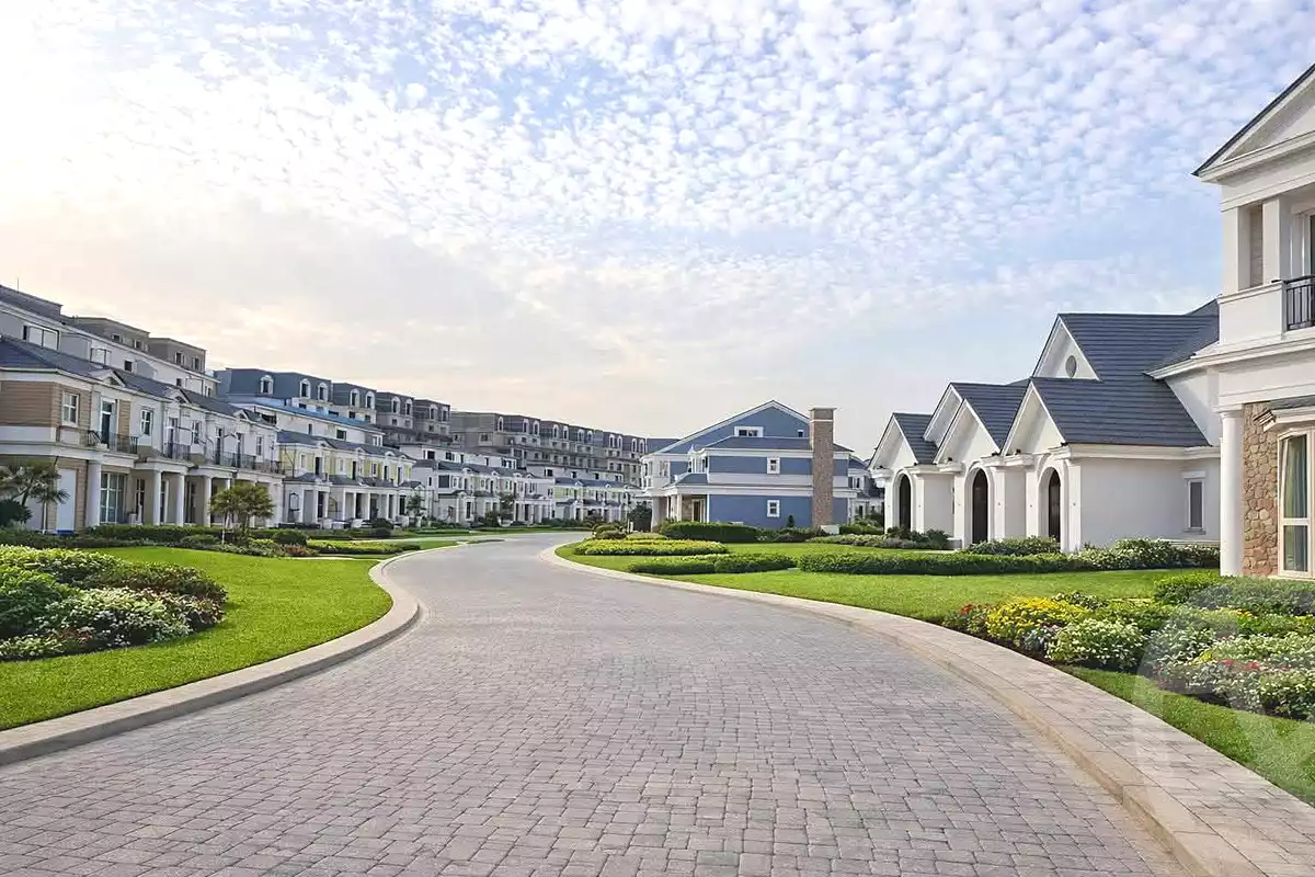 https://aqarmap.com.eg/en/listing/7265757-for-sale-cairo-new-cairo-compounds-mountain-view1-1-compound