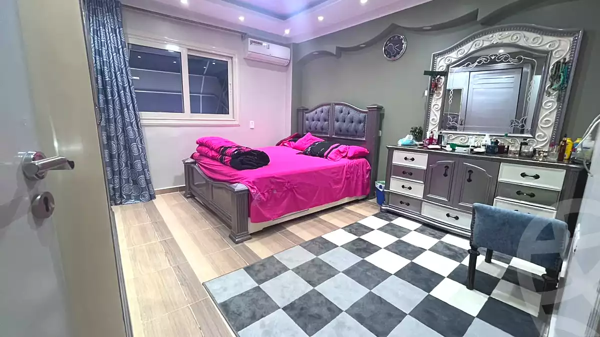 https://aqarmap.com.eg/en/listing/7265744-for-sale-cairo-el-sheikh-zayed-city-el-hay-el-khames-lhy-lkhms