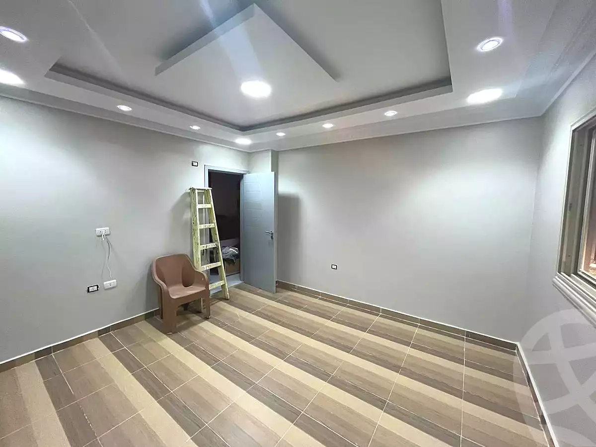 https://aqarmap.com.eg/en/listing/7265744-for-sale-cairo-el-sheikh-zayed-city-el-hay-el-khames-lhy-lkhms