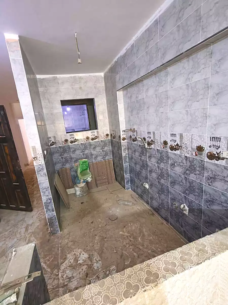 https://aqarmap.com.eg/en/listing/7266134-for-sale-alexandria-al-agamy-el-hanouvel-al-asdakaa-st
