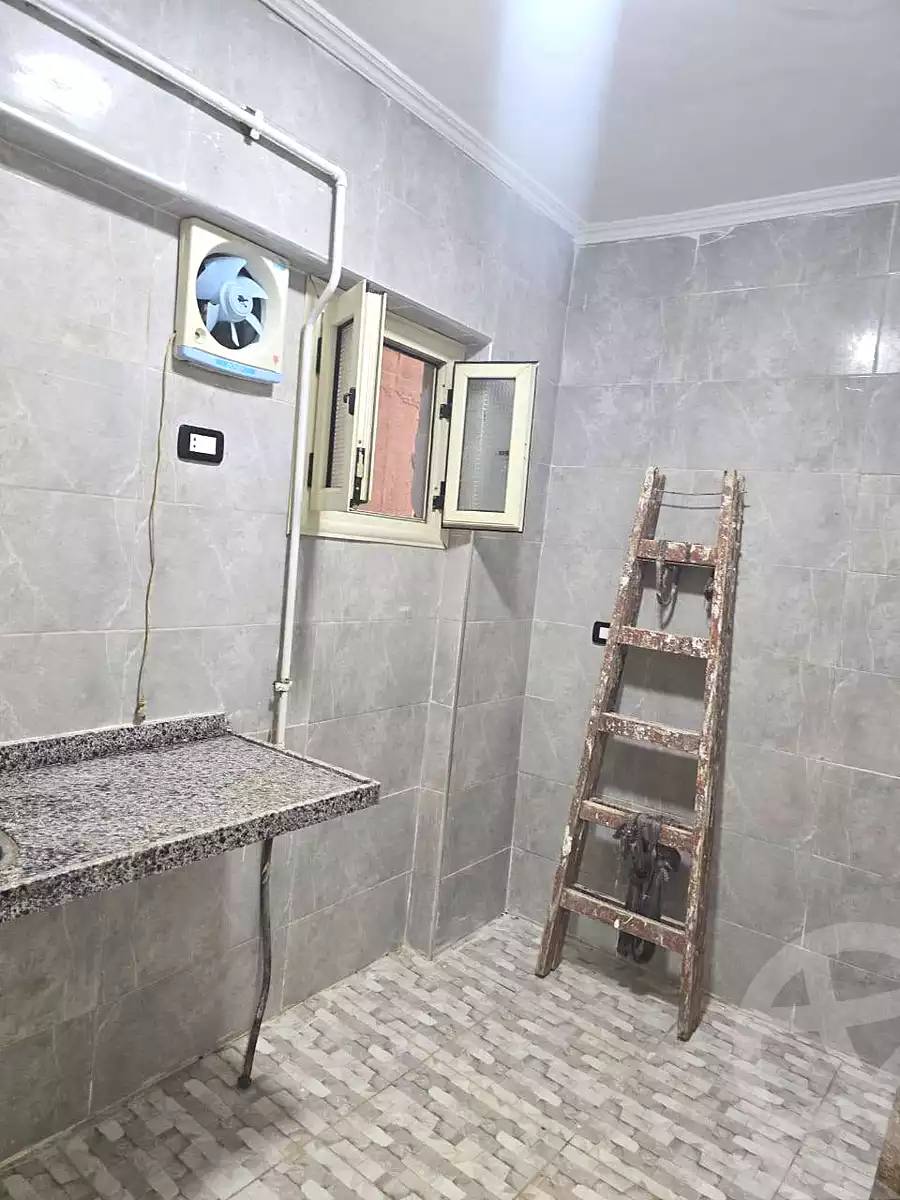 https://aqarmap.com.eg/ar/listing/7266218-for-sale-alexandria-al-agamy-lbytsh-mecca-st