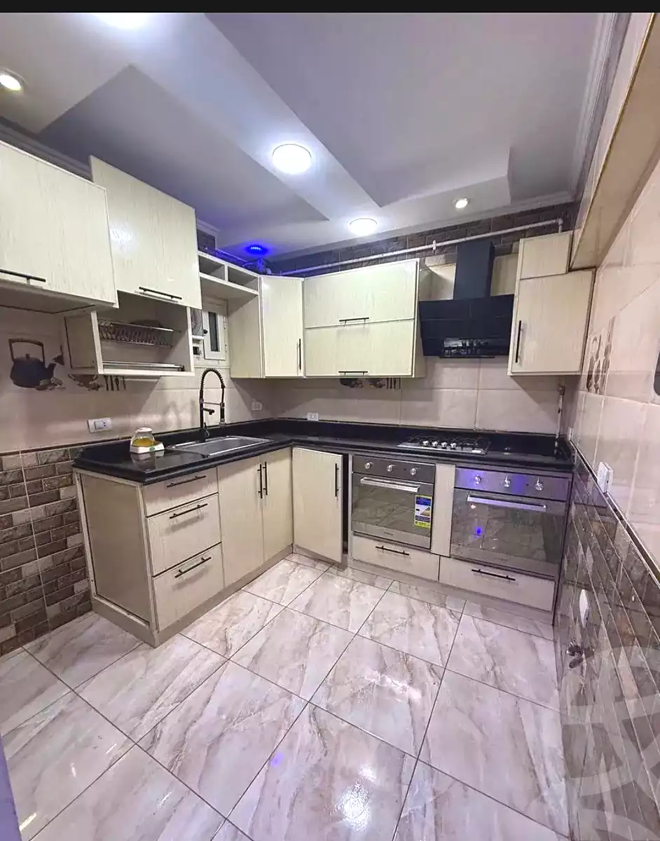 https://aqarmap.com.eg/ar/listing/7266739-for-sale-alexandria-sydy-bshr-sydy-bshr-bhry-shr-khld-bn-lwlyd