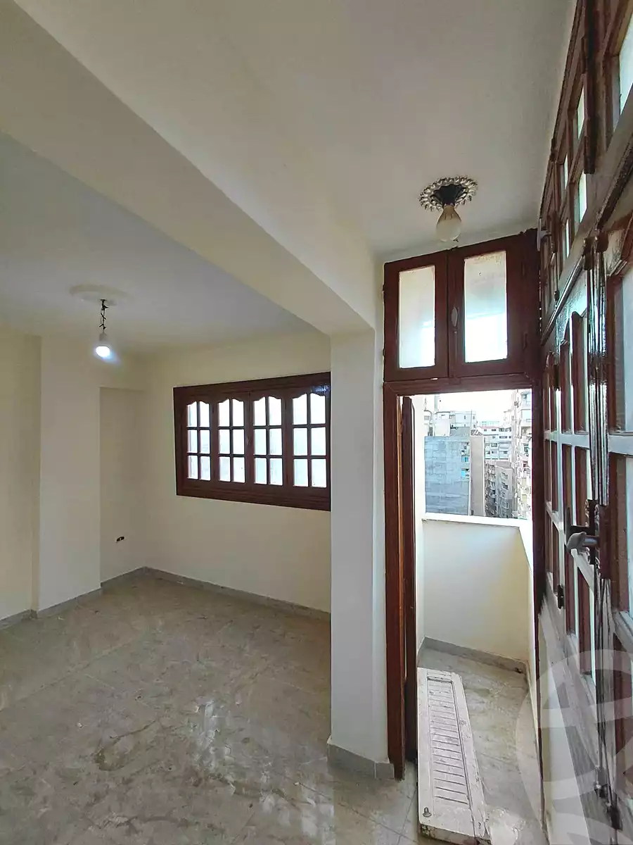 https://aqarmap.com.eg/en/listing/7267933-for-sale-alexandria-ganaklis-el-arwam-church-st