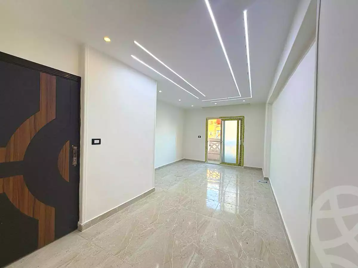 https://aqarmap.com.eg/ar/listing/7268012-for-sale-alexandria-el-asafra-shr-45