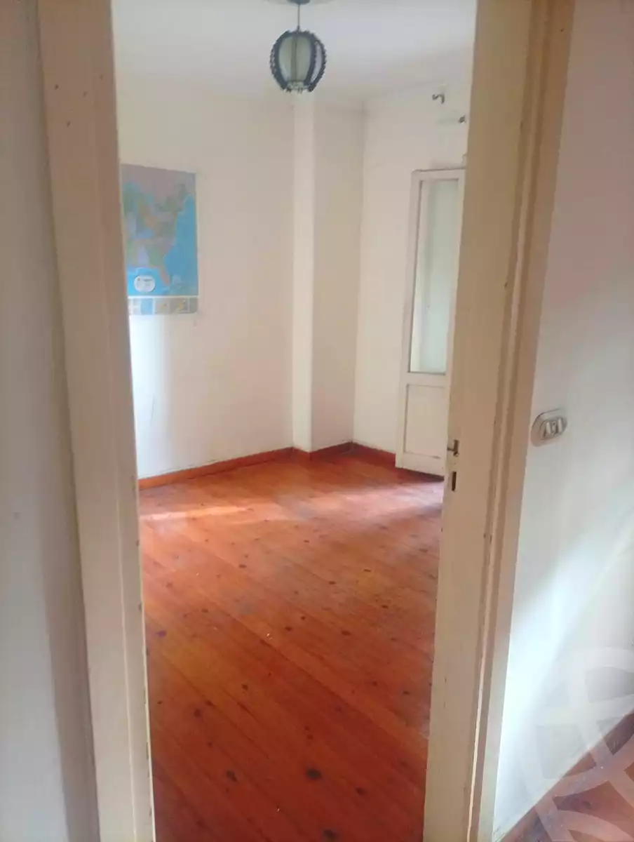 https://aqarmap.com.eg/ar/listing/7268092-for-sale-alexandria-moharram-bey-tryq-qn-lswys