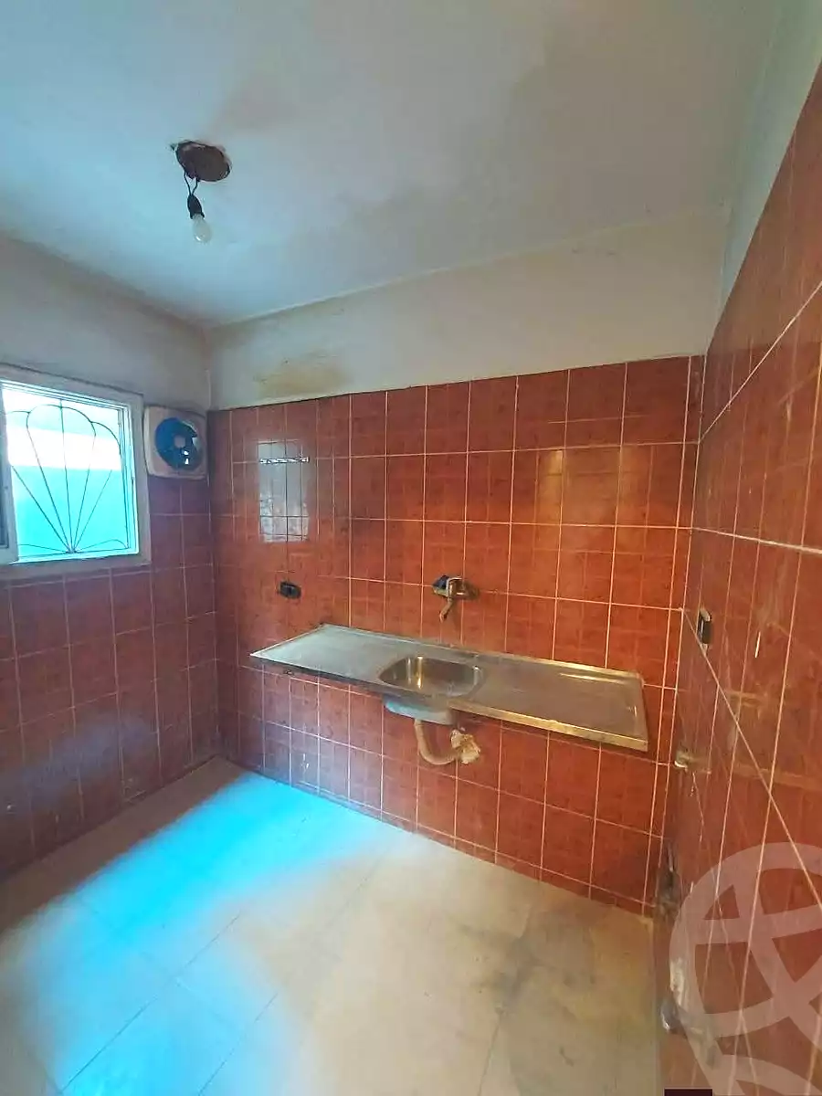 https://aqarmap.com.eg/en/listing/7268096-for-sale-alexandria-el-asafra-salman-el-farsi-st