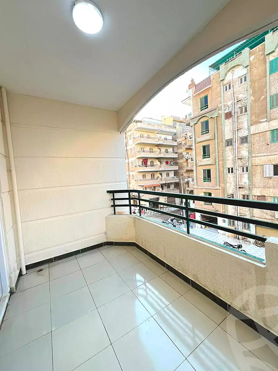 https://aqarmap.com.eg/ar/listing/7268119-for-sale-alexandria-al-agamy-shataa-el-nakheel