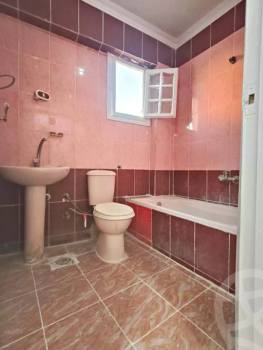https://aqarmap.com.eg/en/listing/7268130-for-sale-alexandria-al-agamy-shataa-el-nakheel