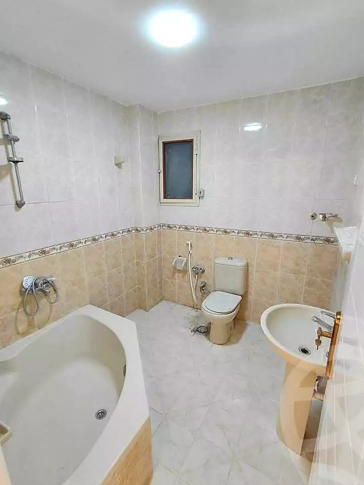 https://aqarmap.com.eg/ar/listing/7268151-for-sale-alexandria-sydy-bshr-sydy-bshr-bhry