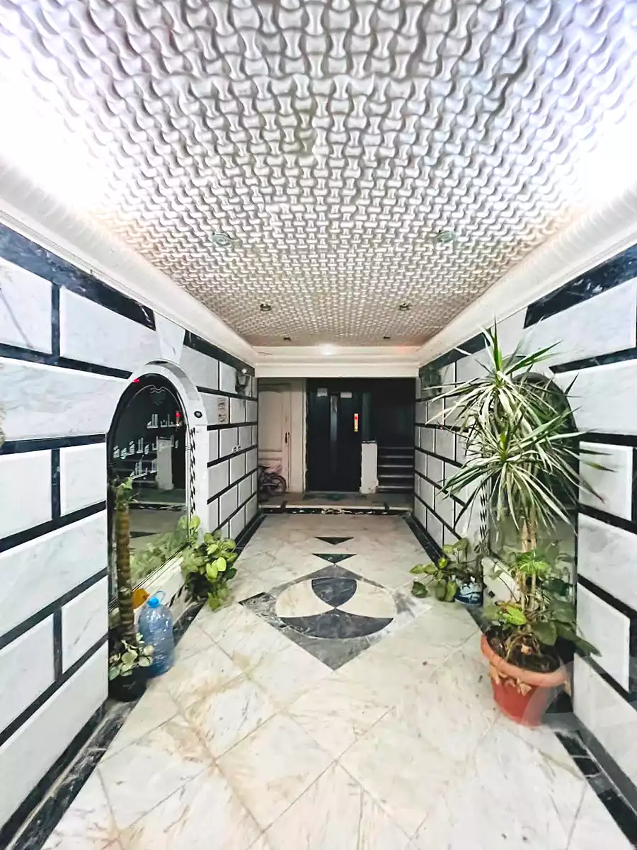 https://aqarmap.com.eg/ar/listing/7268160-for-sale-alexandria-al-agamy-shataa-el-nakheel